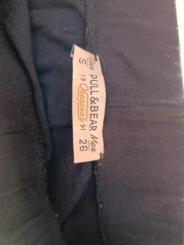 Falda de Vuelo Negra Skater Pull&Bear - Talla S – photo 3